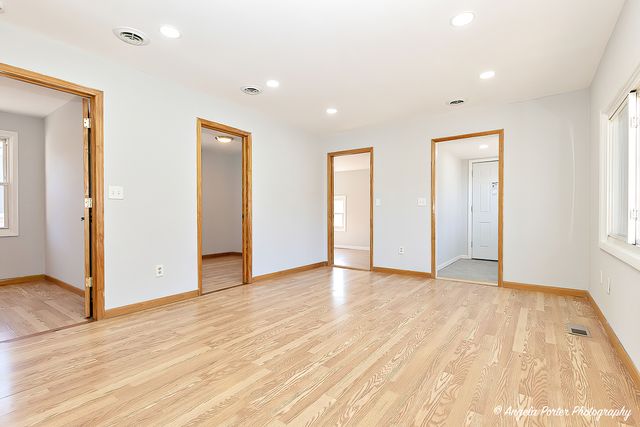 208 W Nippersink Road, Round Lake, IL 60073