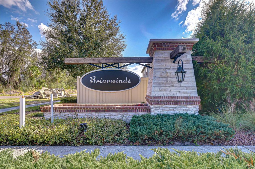 Image 34 of property listing at 25069 LAMBRUSCO LOOP, Lutz, FL 33559