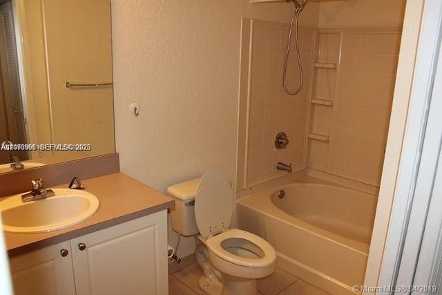 6792 W Sample Road 6792, Coral Springs, FL 33067