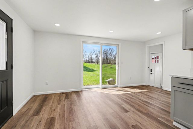 6592 Keigley Street, Eau Claire, MI 49111