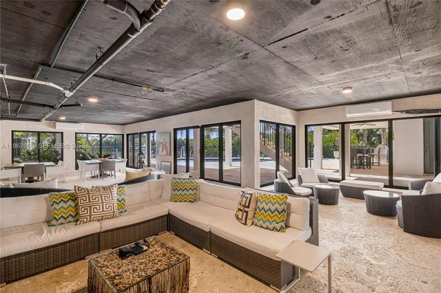 460 Costanera Rd, Coral Gables, FL 33143