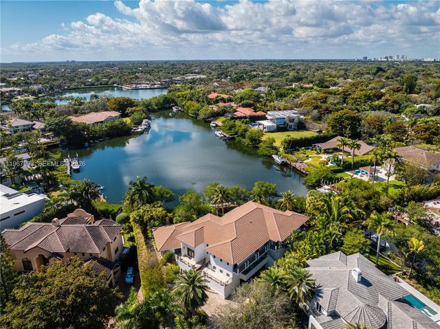 460 Costanera Rd, Coral Gables, FL 33143