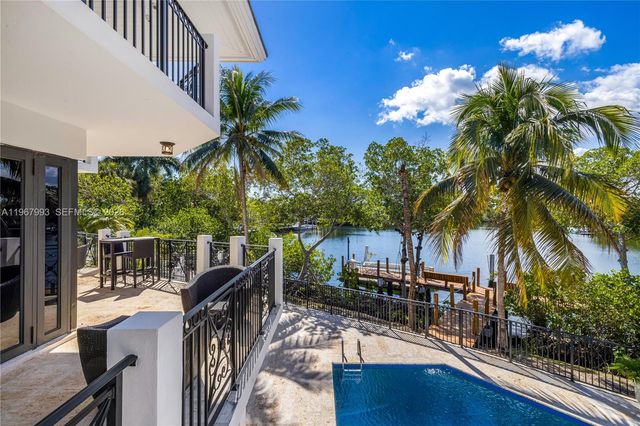 460 Costanera Rd, Coral Gables, FL 33143