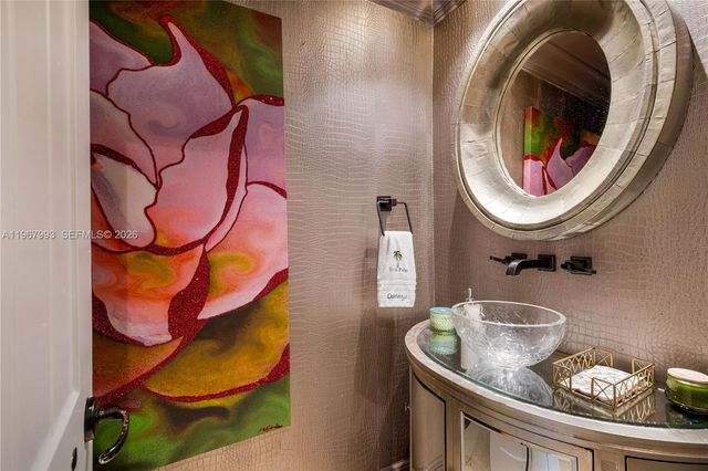 460 Costanera Rd, Coral Gables, FL 33143