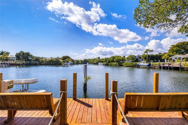 460 Costanera Rd, Coral Gables, FL 33143