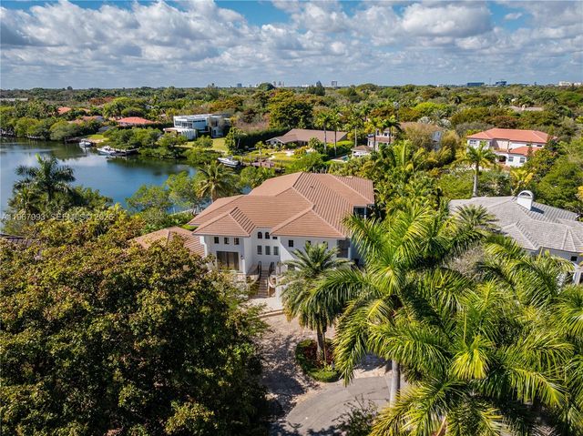 460 Costanera Rd, Coral Gables, FL 33143