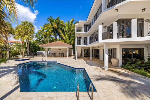 460 Costanera Rd, Coral Gables, FL 33143