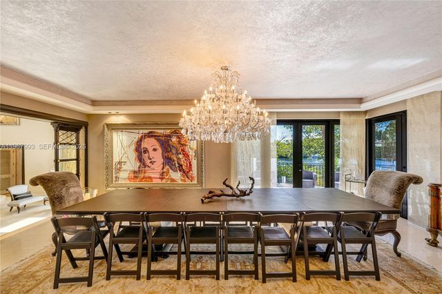 460 Costanera Rd, Coral Gables, FL 33143