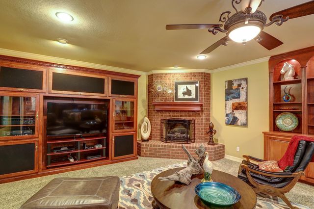 6632 Lakeridge Drive, Texarkana, TX 75503