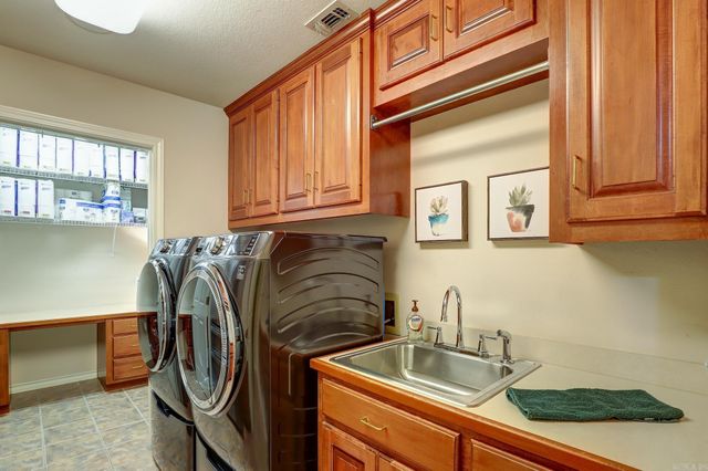 6632 Lakeridge Drive, Texarkana, TX 75503