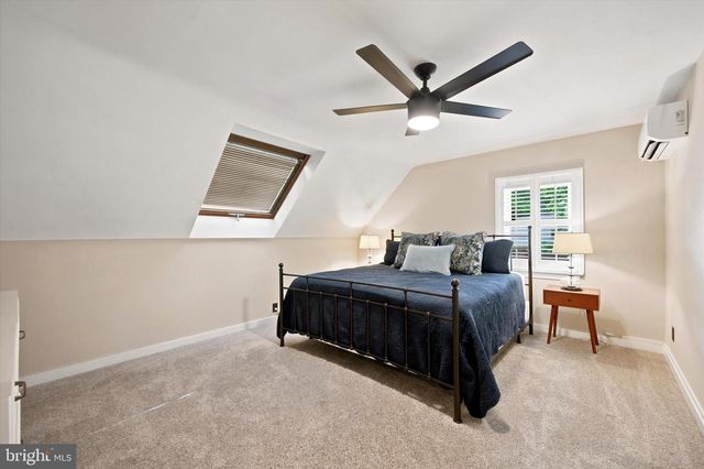 213 SEAL LN, West Chester, PA 19380