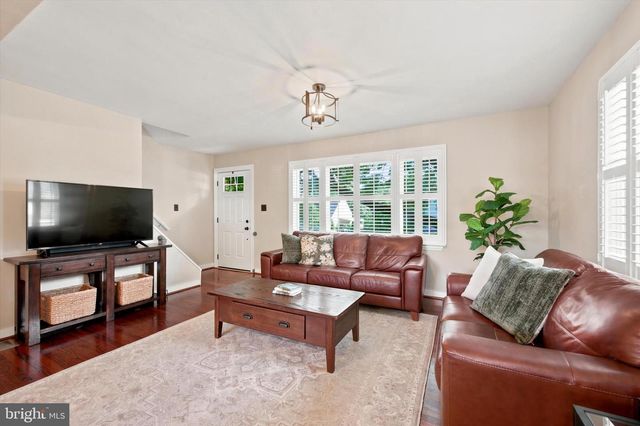 213 SEAL LN, West Chester, PA 19380