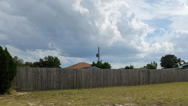 27185 WHITMAN AVENUE, Punta Gorda, FL 33983