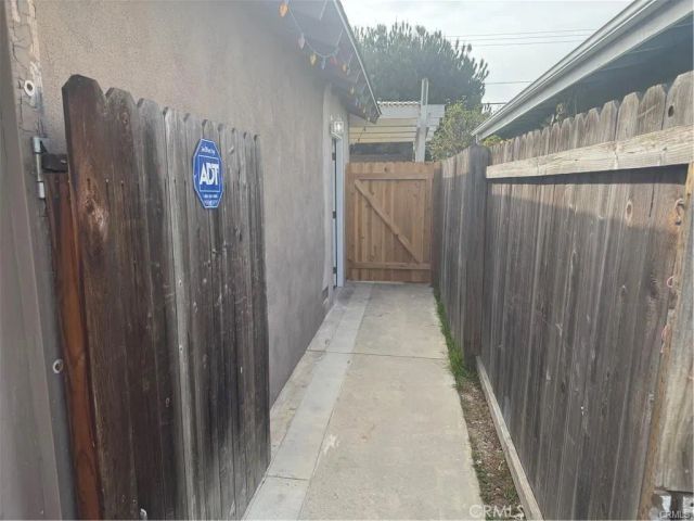837 Santiago 1, Costa Mesa, CA 92626