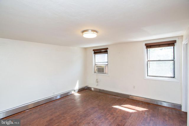 917 ELLSWORTH ST, Philadelphia, PA 19147