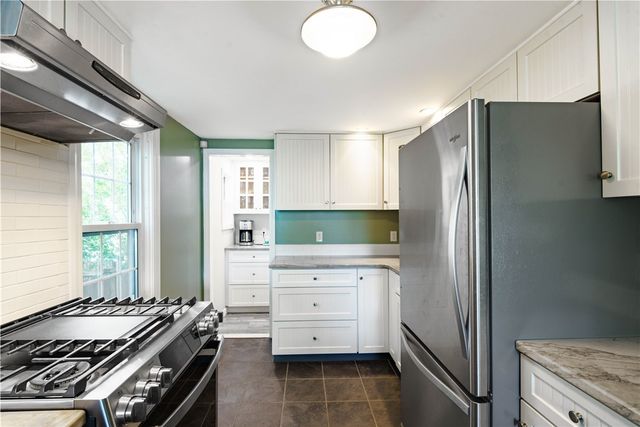 201 5th Street, Providence, RI 02906