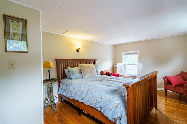 201 5th Street, Providence, RI 02906