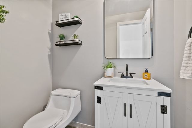 124 Sherwood, Hempfield Twp, PA 15601