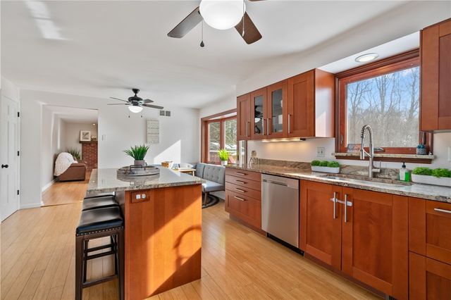 124 Sherwood, Hempfield Twp, PA 15601