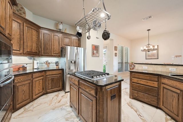 3882 Siena Drive, Frisco, TX 75033