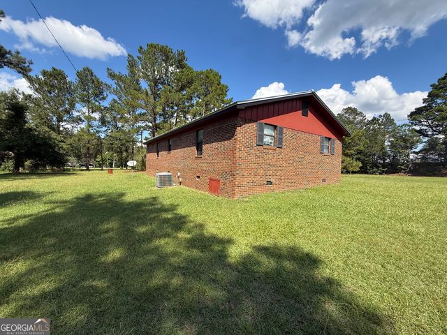 1490 N HWY 319, East Dublin, GA 31027