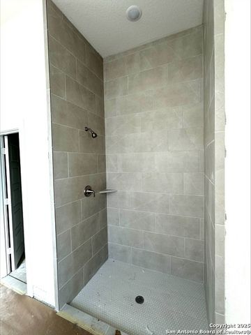 181 Desert Bloom, San Antonio, TX 78253