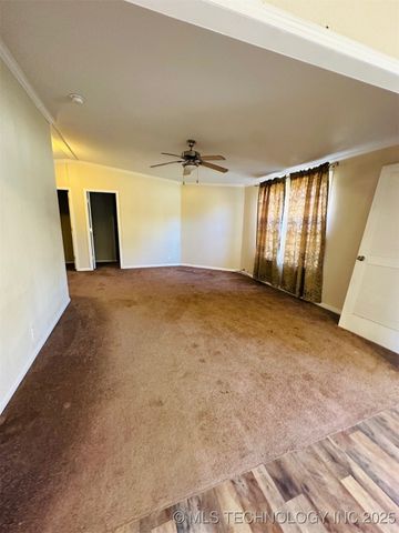 11515 Leavenworth Trail, Mead, OK 73449