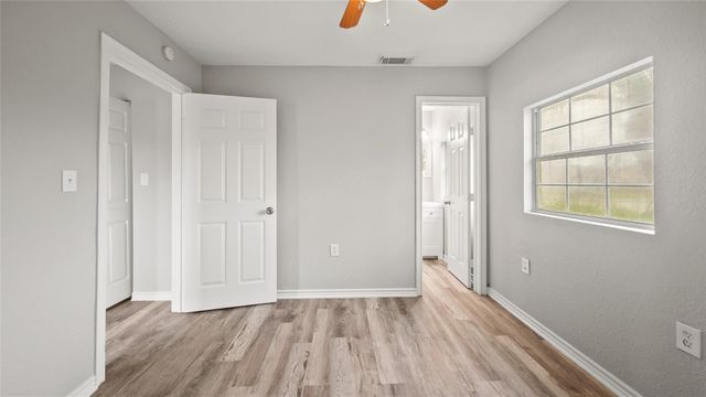 234 E Texas Street, Brazoria, TX 77422