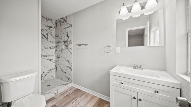 234 E Texas Street, Brazoria, TX 77422