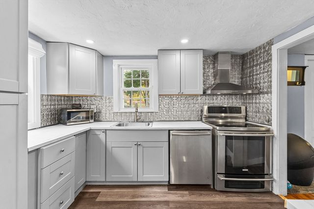 290 High Street, Pembroke, MA 02359