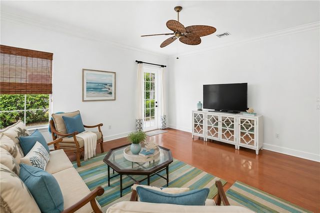 2087 Autumn Lane, Vero Beach, FL 32963