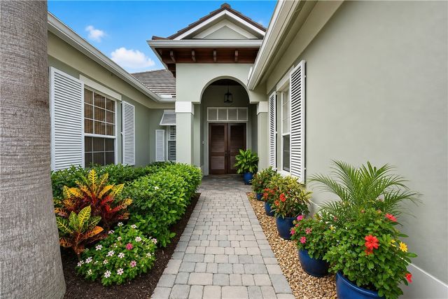 2087 Autumn Lane, Vero Beach, FL 32963