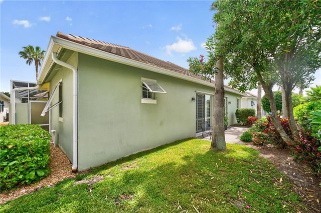 2087 Autumn Lane, Vero Beach, FL 32963