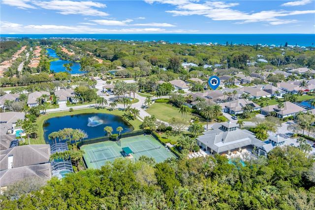 2087 Autumn Lane, Vero Beach, FL 32963