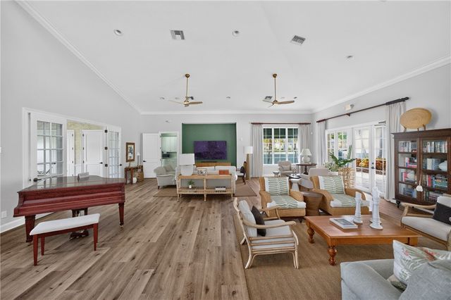 2087 Autumn Lane, Vero Beach, FL 32963