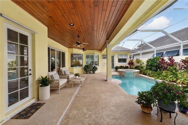 2087 Autumn Lane, Vero Beach, FL 32963