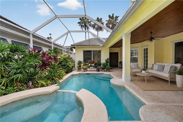 2087 Autumn Lane, Vero Beach, FL 32963