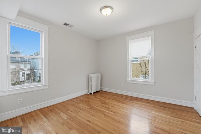 1310 EMERSON ST NW, Washington, DC 20011