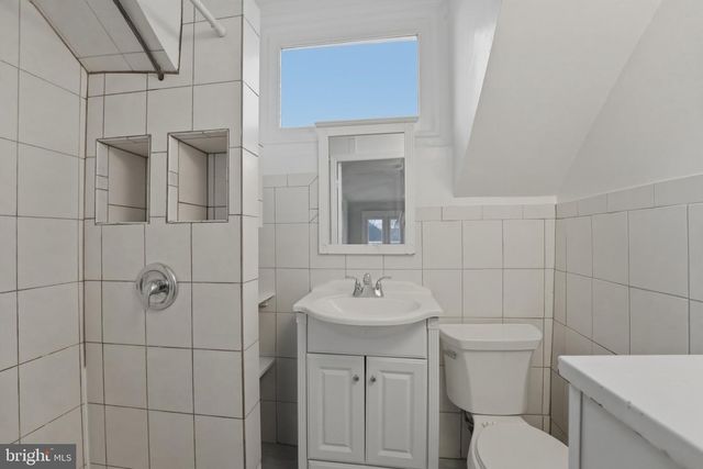 1310 EMERSON ST NW, Washington, DC 20011