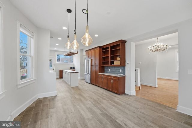 1310 EMERSON ST NW, Washington, DC 20011