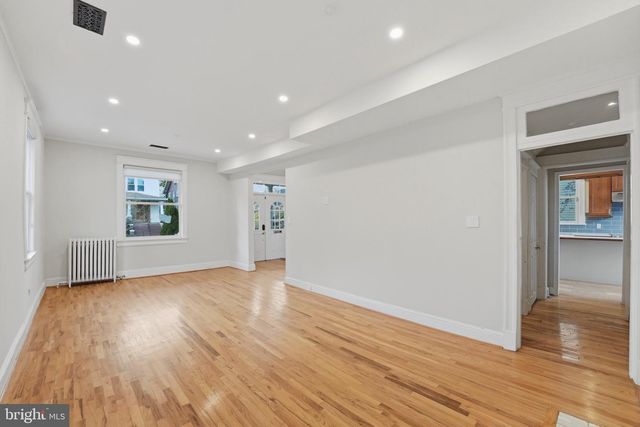 1310 EMERSON ST NW, Washington, DC 20011