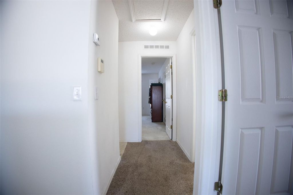 Image 12 of property listing at 2516 COURTLAND BOULEVARD, Deltona, FL 32738