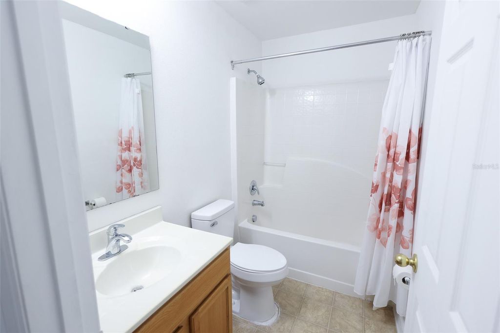 Image 24 of property listing at 2516 COURTLAND BOULEVARD, Deltona, FL 32738