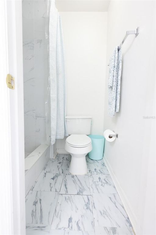 Image 34 of property listing at 2516 COURTLAND BOULEVARD, Deltona, FL 32738