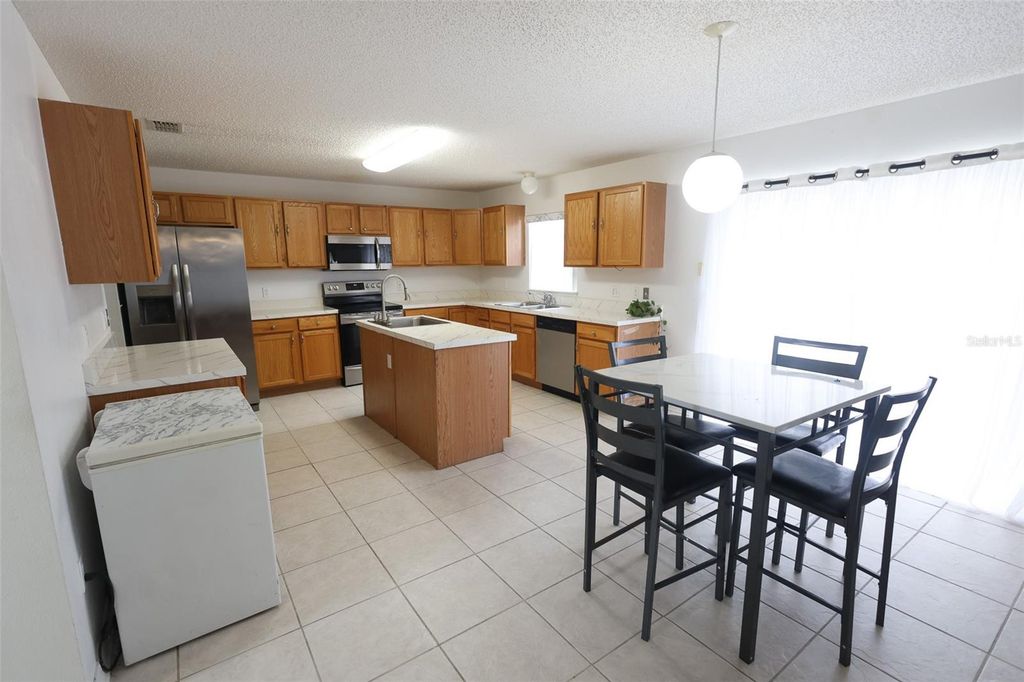 Image 39 of property listing at 2516 COURTLAND BOULEVARD, Deltona, FL 32738