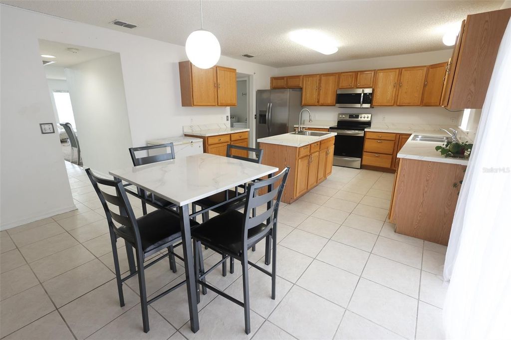 Image 42 of property listing at 2516 COURTLAND BOULEVARD, Deltona, FL 32738