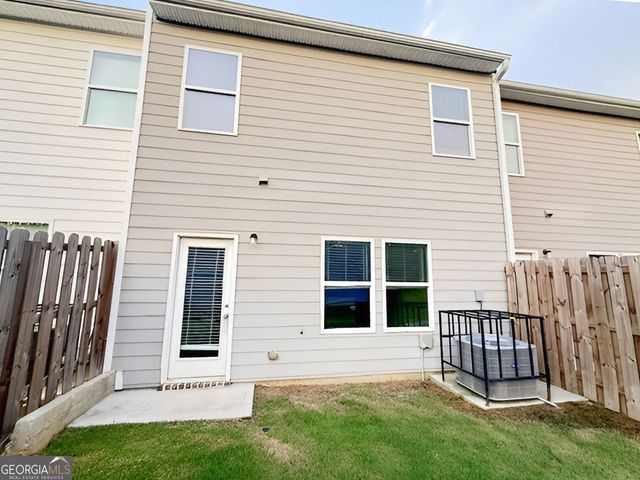 119 Village Green Drive, Adairsville, GA 30103