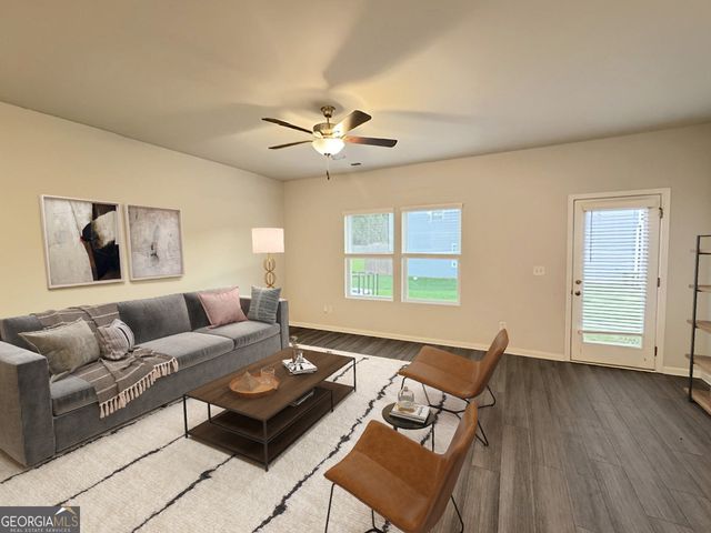 119 Village Green Drive, Adairsville, GA 30103