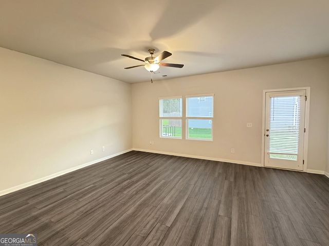119 Village Green Drive, Adairsville, GA 30103