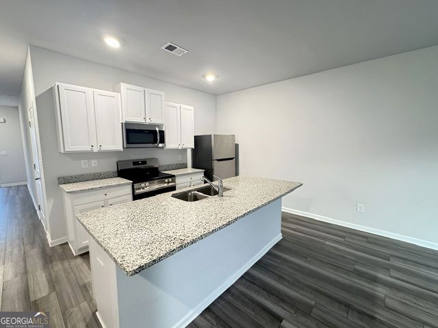 119 Village Green Drive, Adairsville, GA 30103